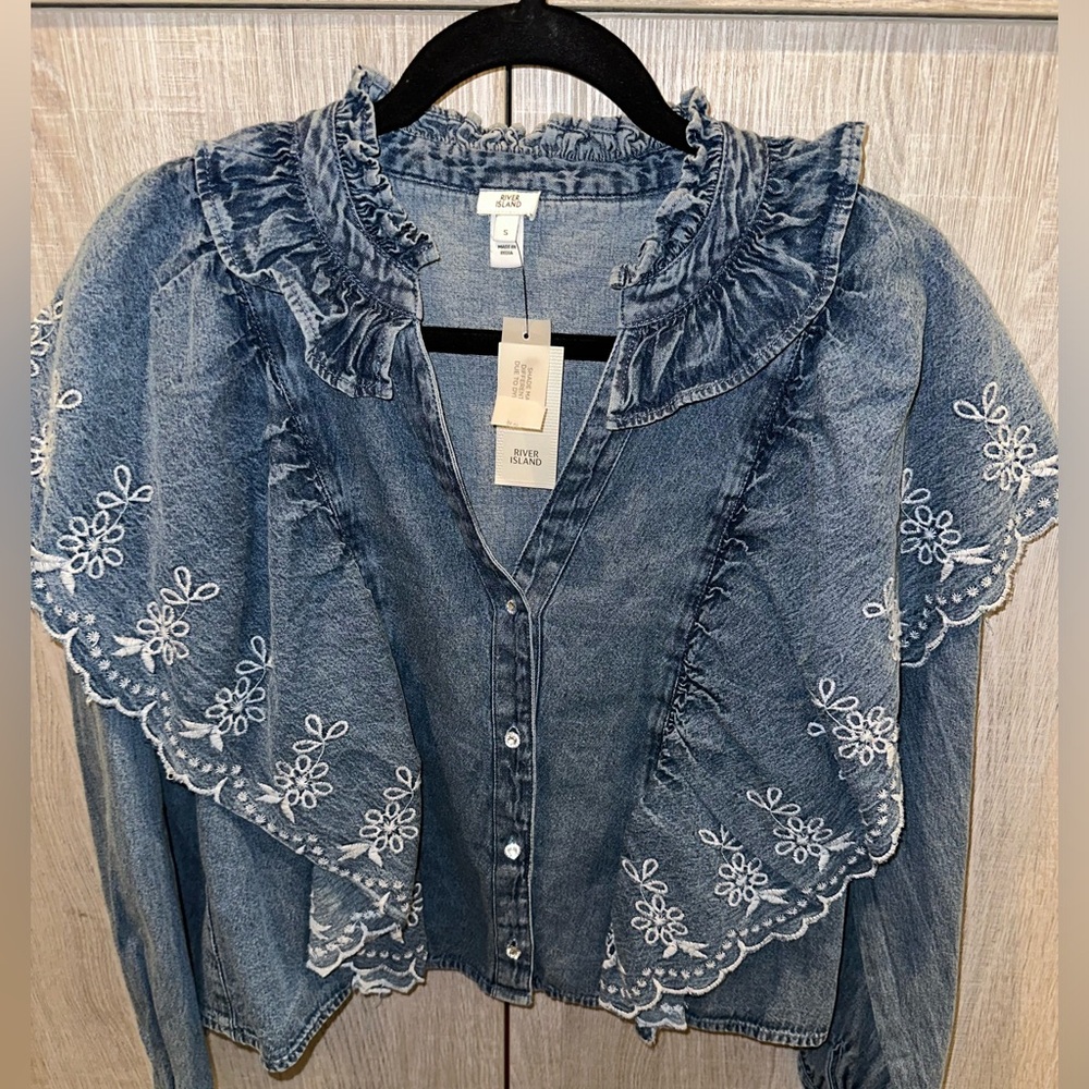 River Island Denim Ruffle Button Up Shirt NWT Small - Picture 3 of 9